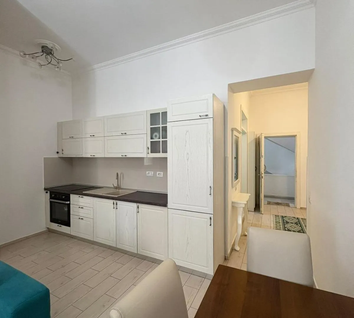 Ronas Apartment تيرانا ألبانيا