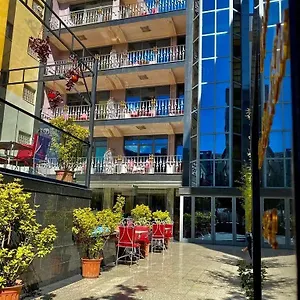 4* Hotell Elysee